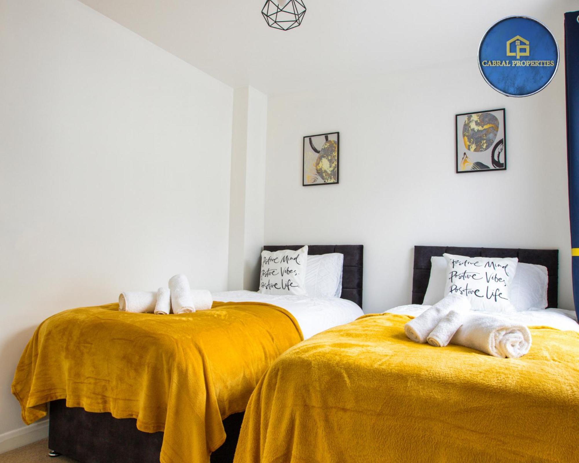 2 Bedroom House By Cabral Properties Monthly Special Price 독서 외부 사진